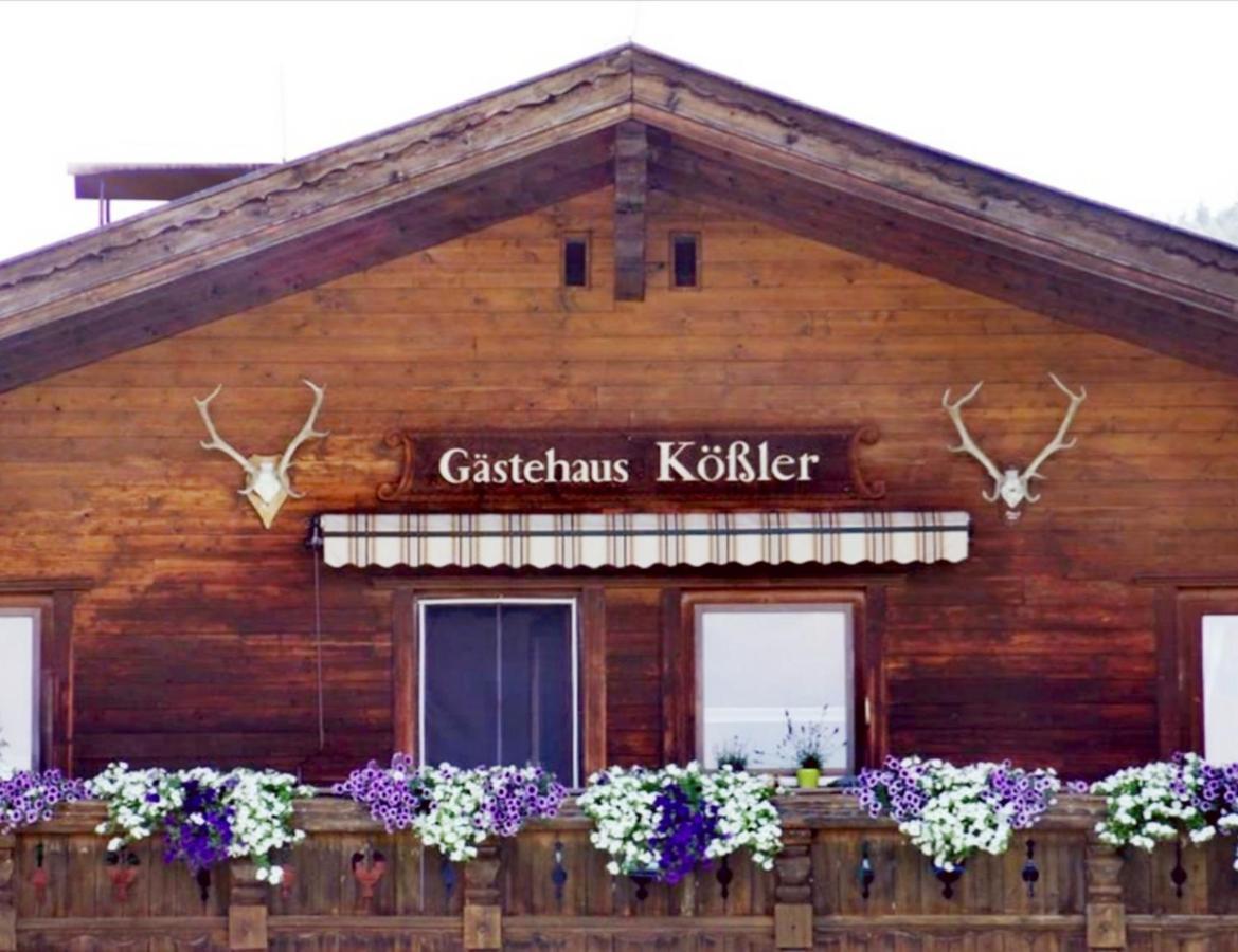 Gaestehaus Koessler Tulfes Buitenkant foto