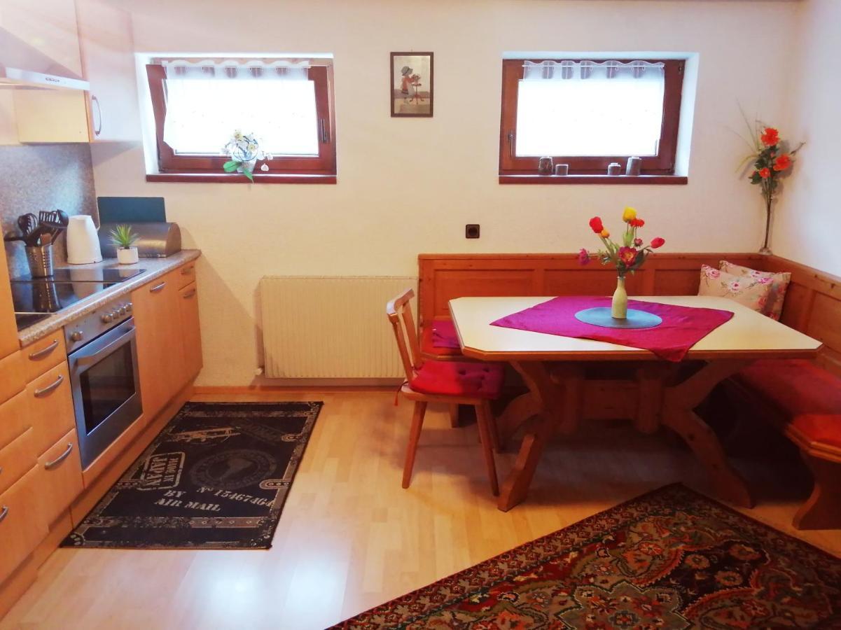 Gaestehaus Koessler Tulfes Buitenkant foto